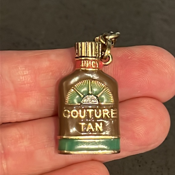 Juicy Couture Rare Vintage Suntan Lotion Charm - Picture 3 of 14